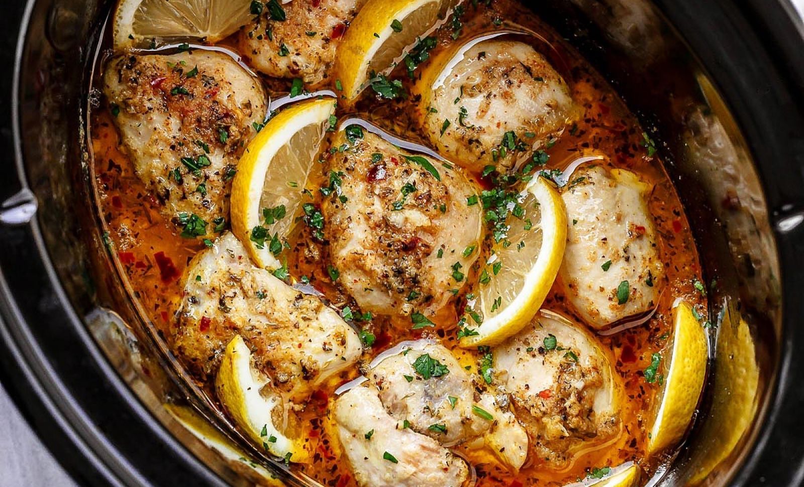 Tips for Perfect Slow Cooker Lemon Chicken Thighs