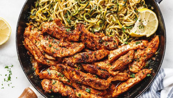 Taco Chicken Tenders with Lemon Garlic Butter Zucchini Noodles - #recipe by #eatwell101 - https://www.eatwell101.com/taco-chicken-tenders-recipe