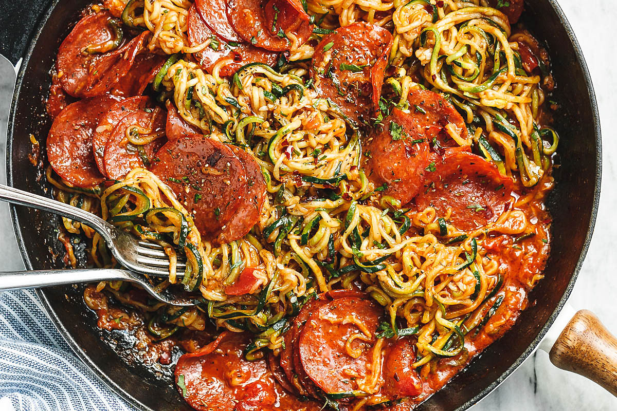 10-Minute Pizza Zucchini Noodles with Marinara Sauce & Pepperoni