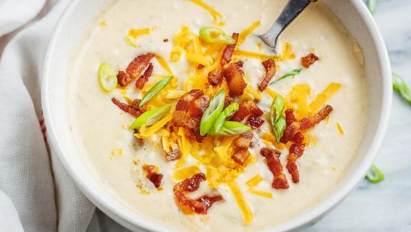 Instant-Pot Creamy Ranch Potato Soup - #recipe by #eatwell101 - https://www.eatwell101.com/instant-pot-creamy-potato-soup-recipe