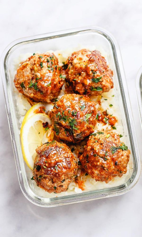 Meal Prep Garlic Butter Chicken Meatballs with Cauliflower Rice