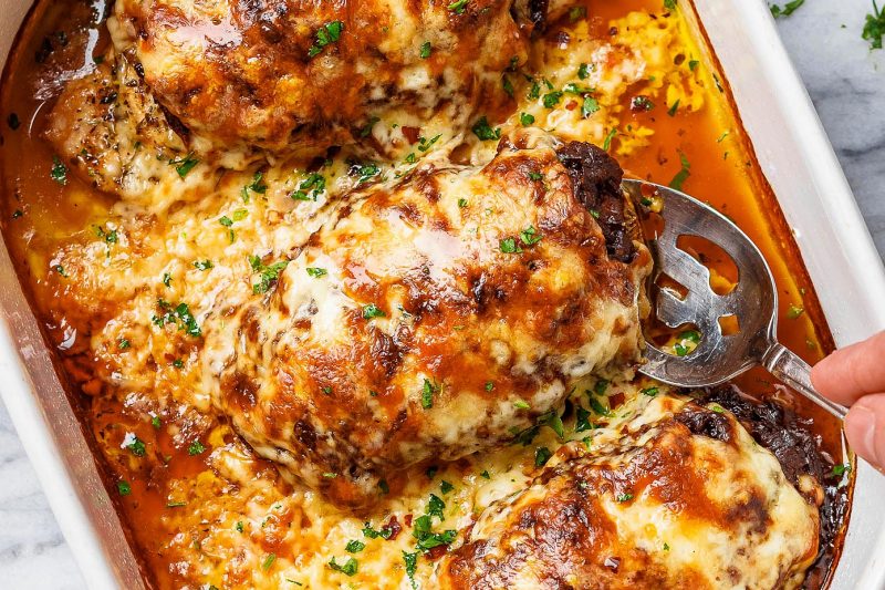 French Onion Chicken Casserole - #recipe by #eatwell101 - https://www.eatwell101.com/french-onion-chicken-casserole-recipe