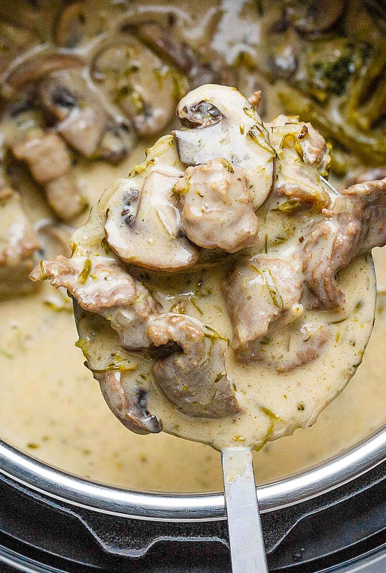 Instant Pot Creamy Beef with Mushroom, Cream Cheese and Broccoli - #recipe by #eatwell101 - https://www.eatwell101.com/instant-pot-beef-mushroom-broccoli-recipe