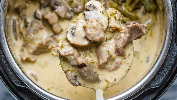 Instant Pot Creamy Beef with Mushroom, Cream Cheese and Broccoli - #recipe by #eatwell101 - https://www.eatwell101.com/instant-pot-beef-mushroom-broccoli-recipe
