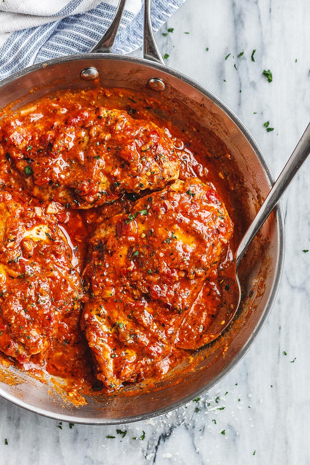 Skillet Chicken Recipe in Garlic Butter Parmesan Roasted Pepper Sauce 4