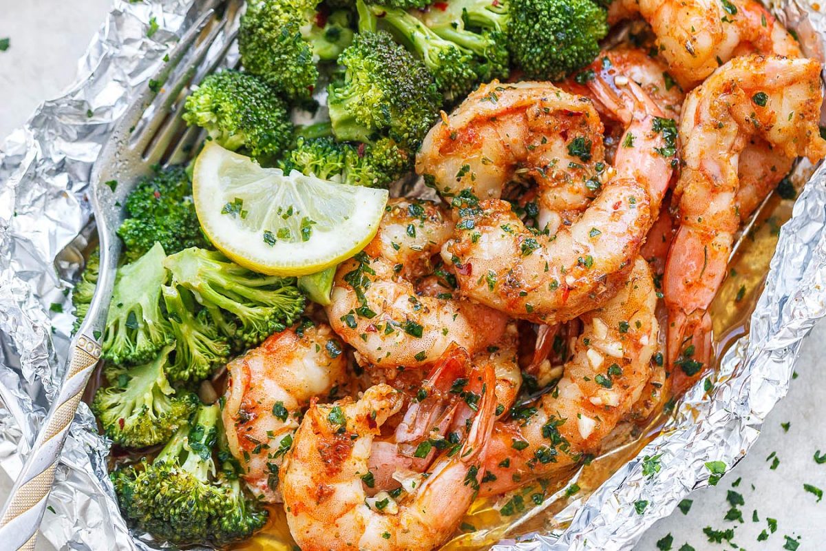 Baked Shrimp and Broccoli Foil Packs