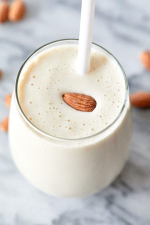 Almond Banana Smoothie