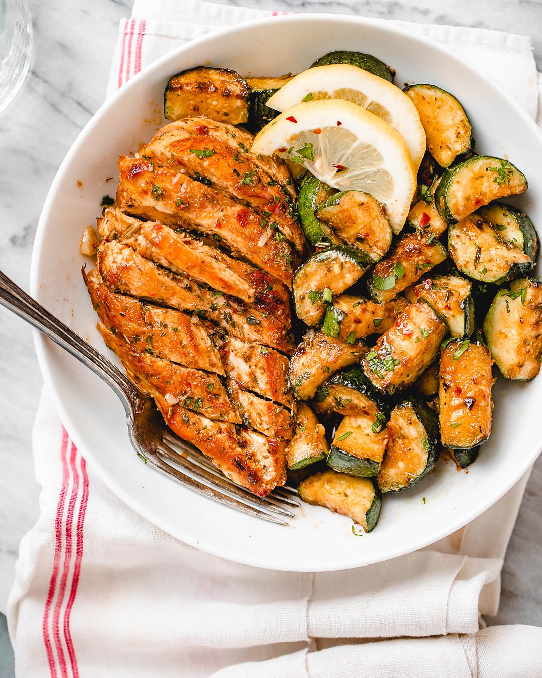 healthy chicken and zucchini recipe - #recipe by #eatwell101