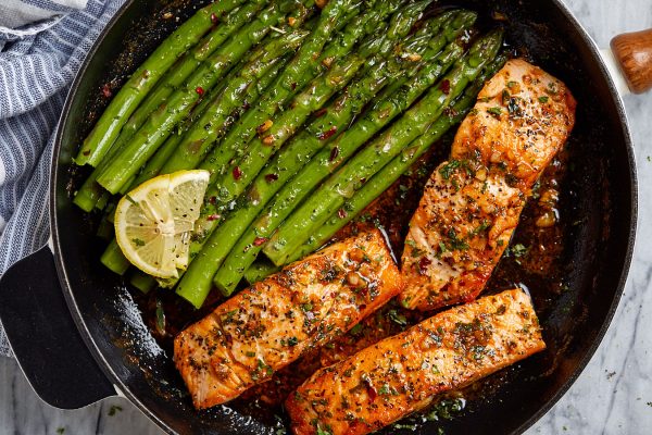 Garlic Butter Salmon with Lemon Asparagus