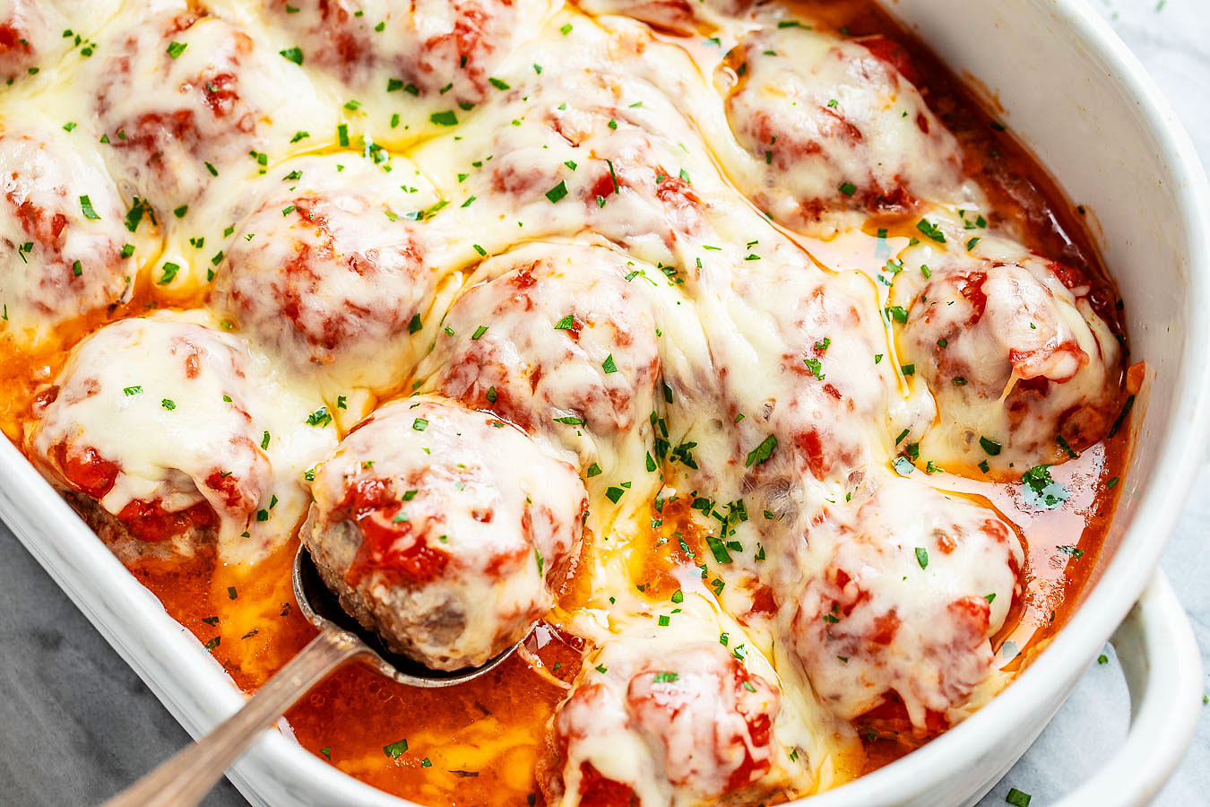 Cheesy Meatballs Casserole {Low Carb}