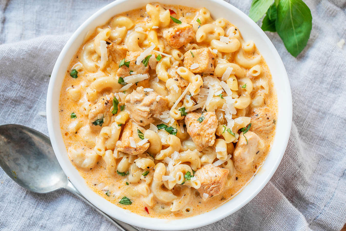 Instant Pot Creamy Garlic Parmesan Chicken Pasta