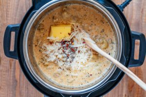Instant Pot Creamy Garlic Chicken Pasta