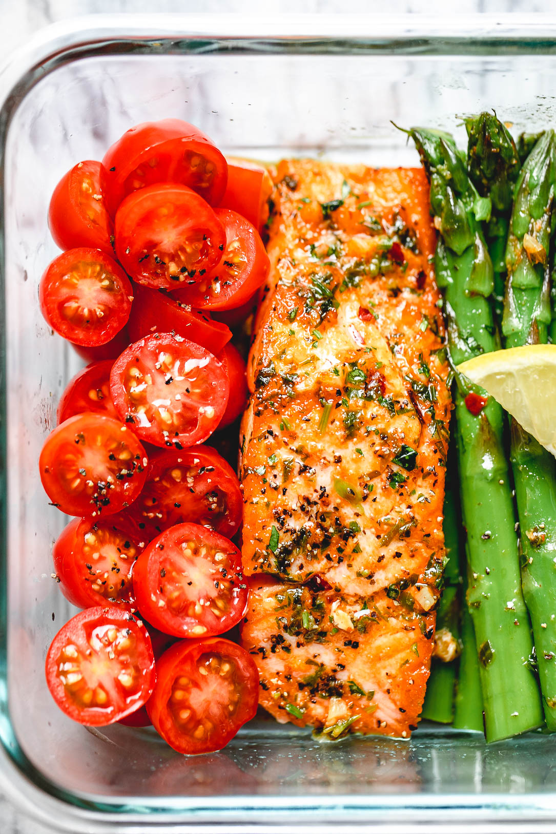 Meal-Prep Garlic Butter Salmon with Asparagus Recipe – Meal Prep Salmon  Recipe — Eatwell101