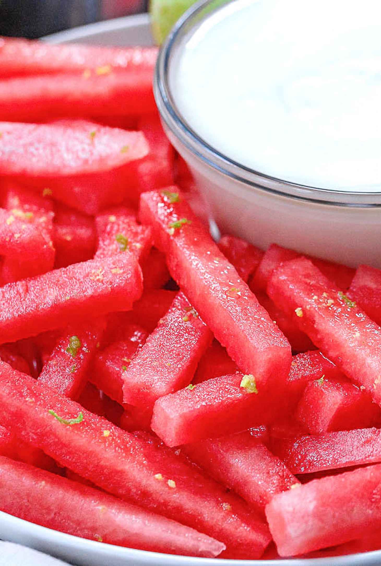 Watermelon Fries with Cream Cheese Marshmallow Dip - #recipe by #eatwell101 - https://www.eatwell101.com/watermelon-fries-recipe-with-cream-cheese-marshmallow-dip