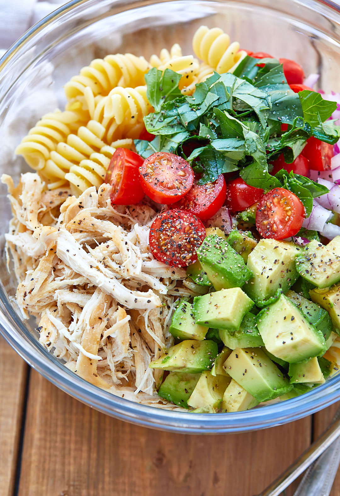 zucchini pasta salad with avocado spinach dressing