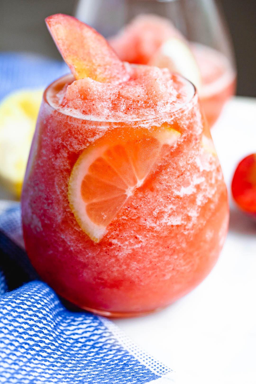 frozen peach lemonade