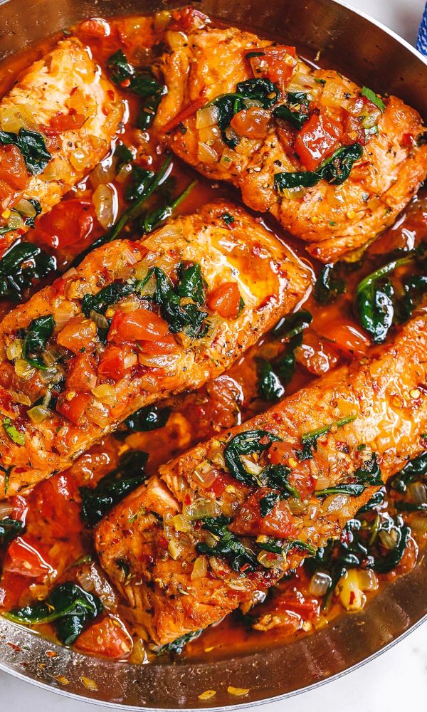 Tuscan Garlic Salmon with Spinach and Tomato