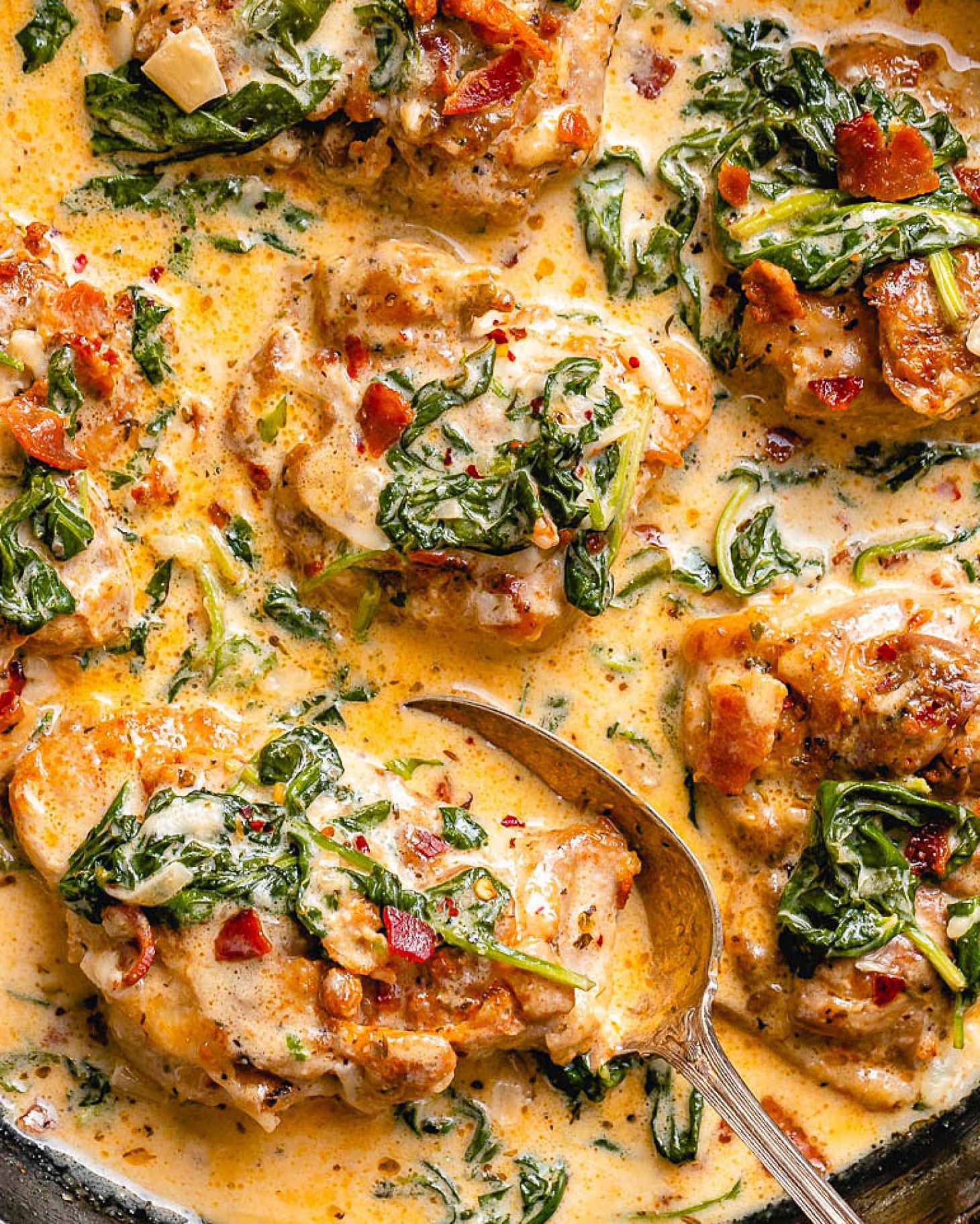 Creamy Garlic Butter Chicken with Spinach and Bacon