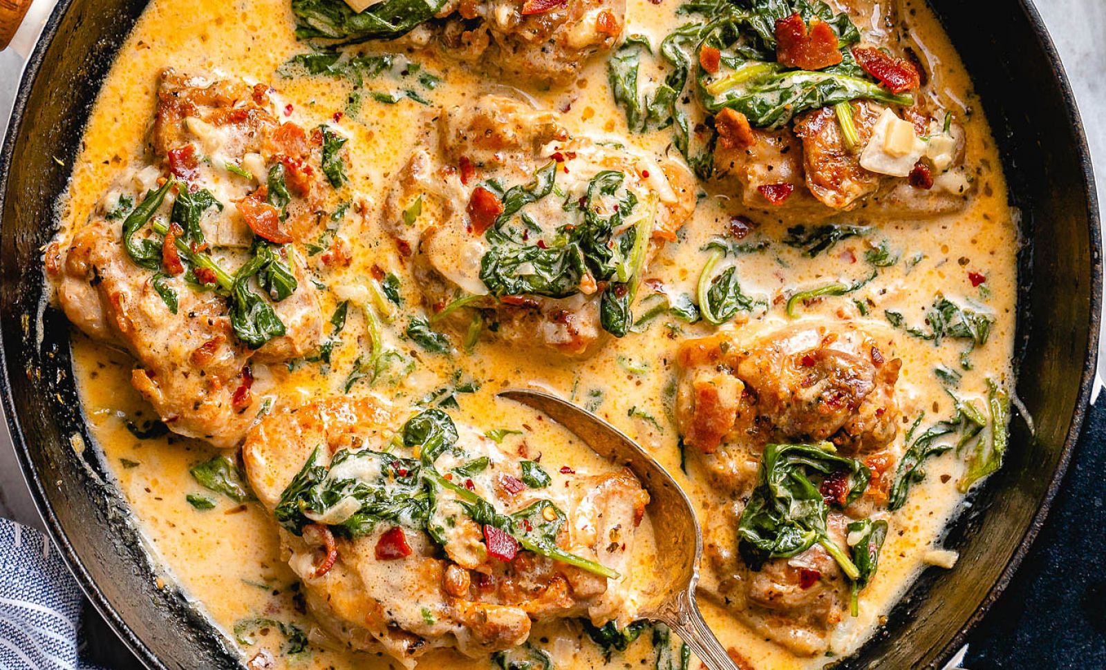 Chicken with Bacon Spinach and Tomato in Mozzarella Cream Sauce