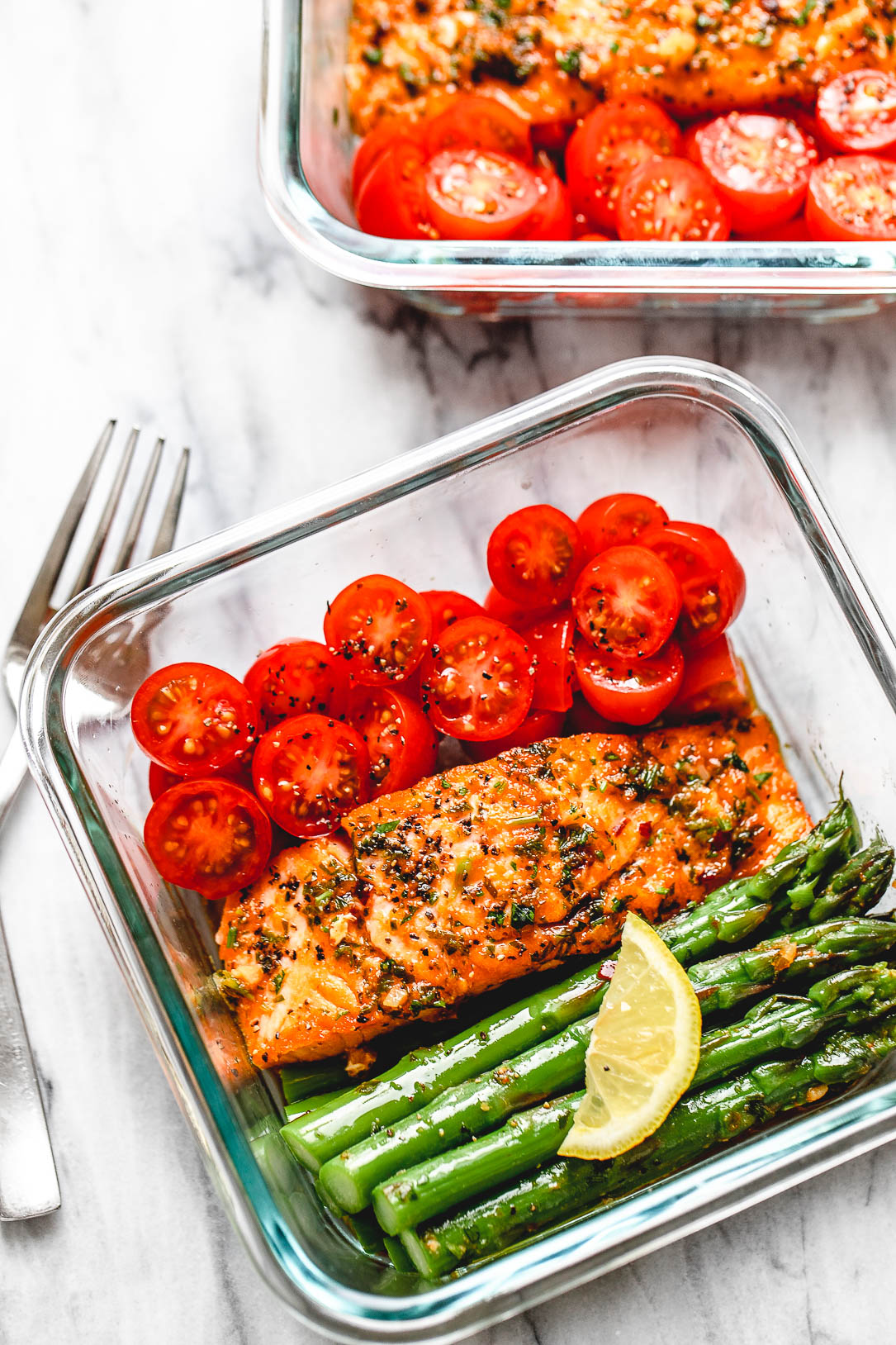 salmon and asparagus meal prep lunch