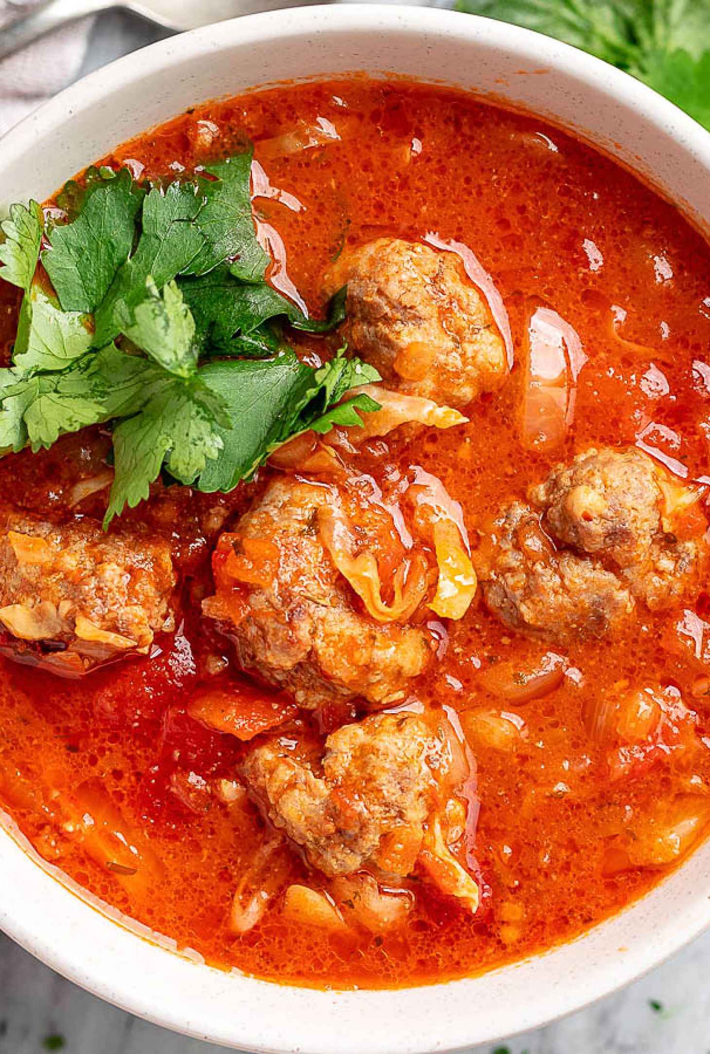 Cabbage Turkey Meatballs Soup - #recipe by #eatwell101 - https://www.eatwell101.com/cabbage-turkey-meatballs-soup