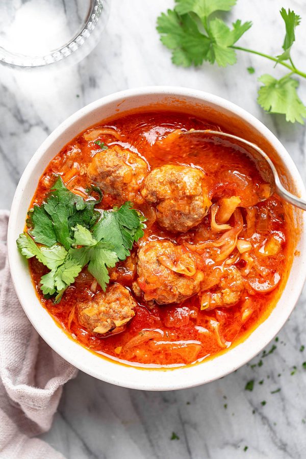 Cabbage Turkey Meatballs Soup - #recipe by #eatwell101 - https://www.eatwell101.com/cabbage-turkey-meatballs-soup