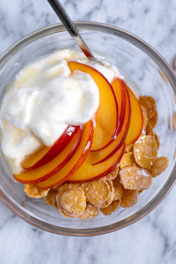 Cereal Breakfast Bowl - #recipe by #eatwell101 - https://www.eatwell101.com/cereal-breakfast-bowl-peach-cream-cheese-recipe