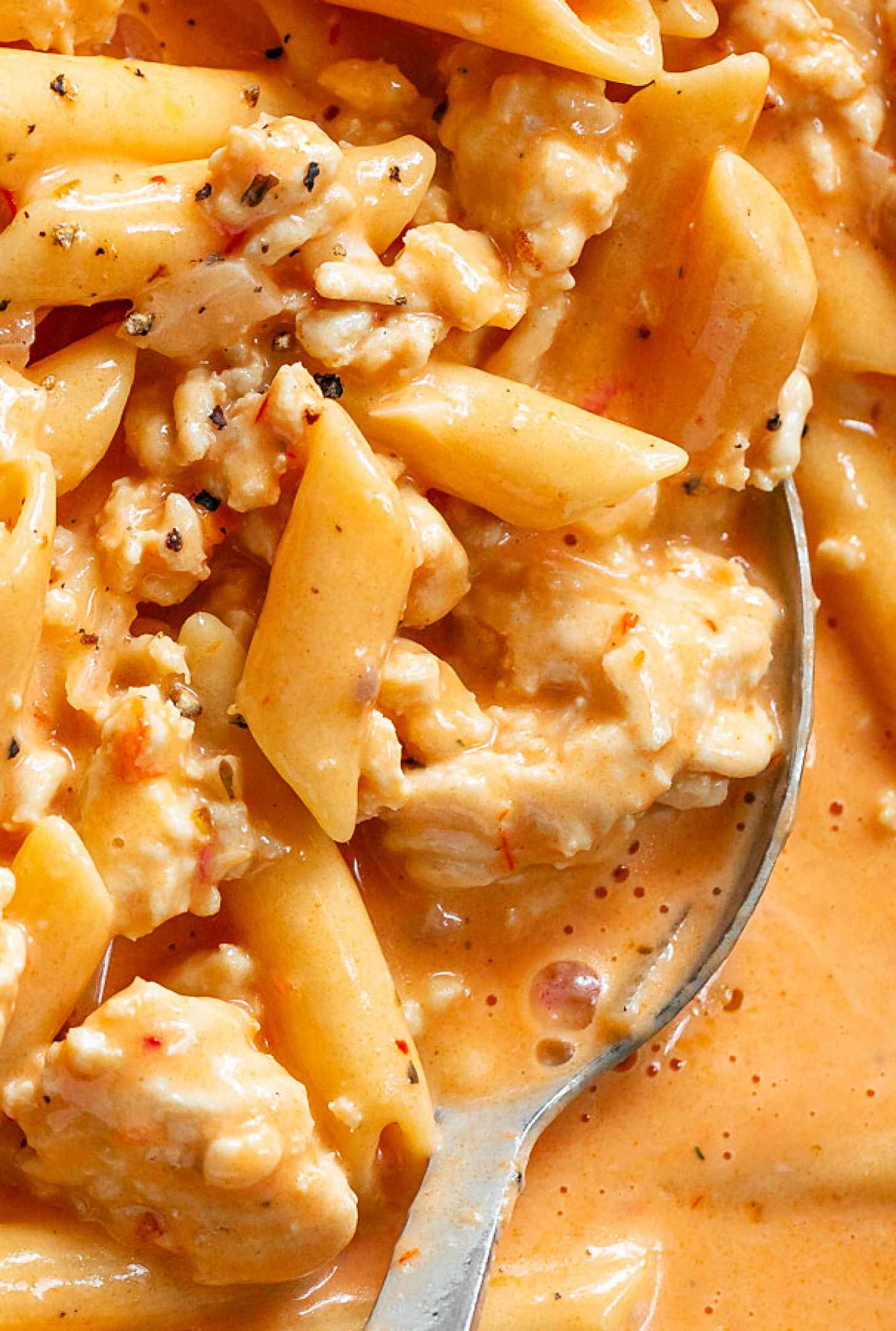 Creamy Chicken Pasta - #recipe by #eatwell101 - https://www.eatwell101.com/creamy-chicken-pasta-recipe