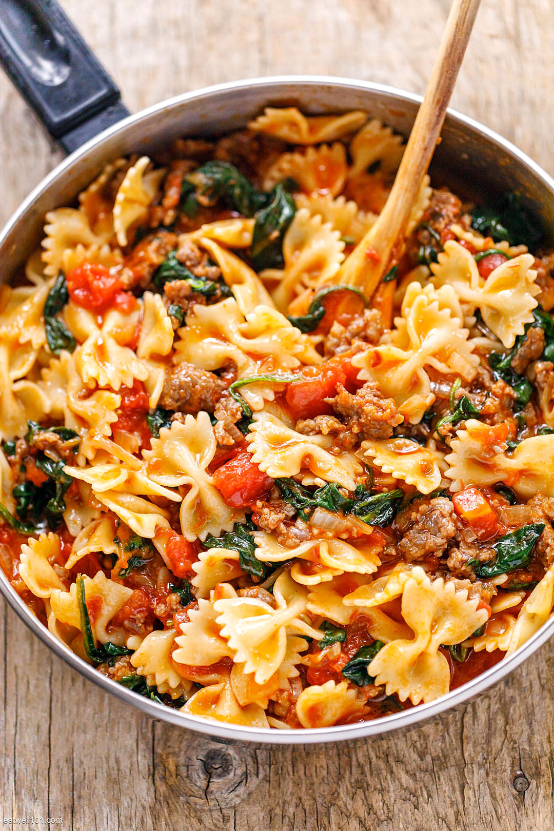 Tomato Spinach Sausage Pasta 3