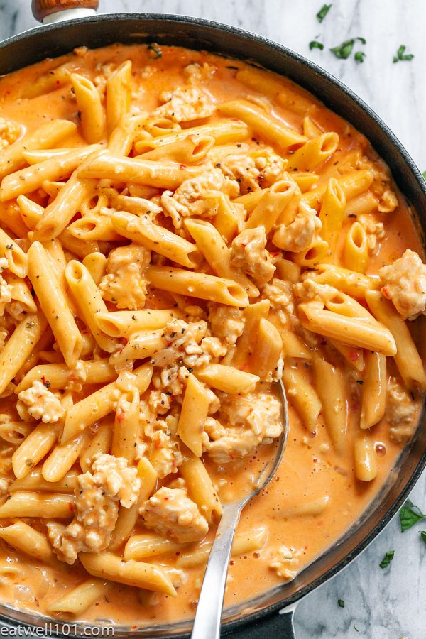 Creamy Chicken Pasta - #recipe by #eatwell101 - https://www.eatwell101.com/creamy-chicken-pasta-recipe