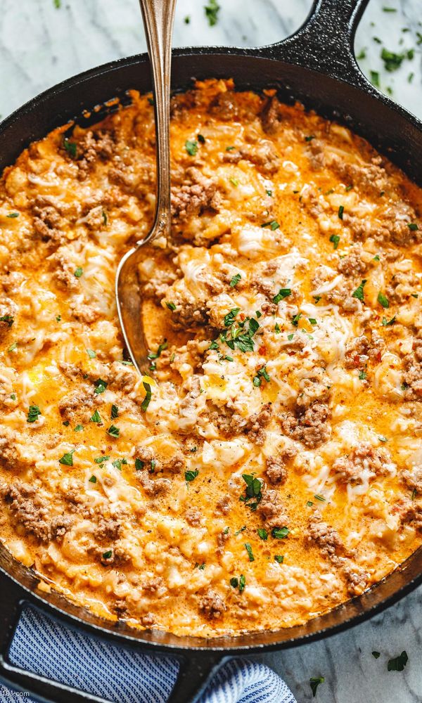 Creamy Ground Beef and Cauliflower Rice Casserole