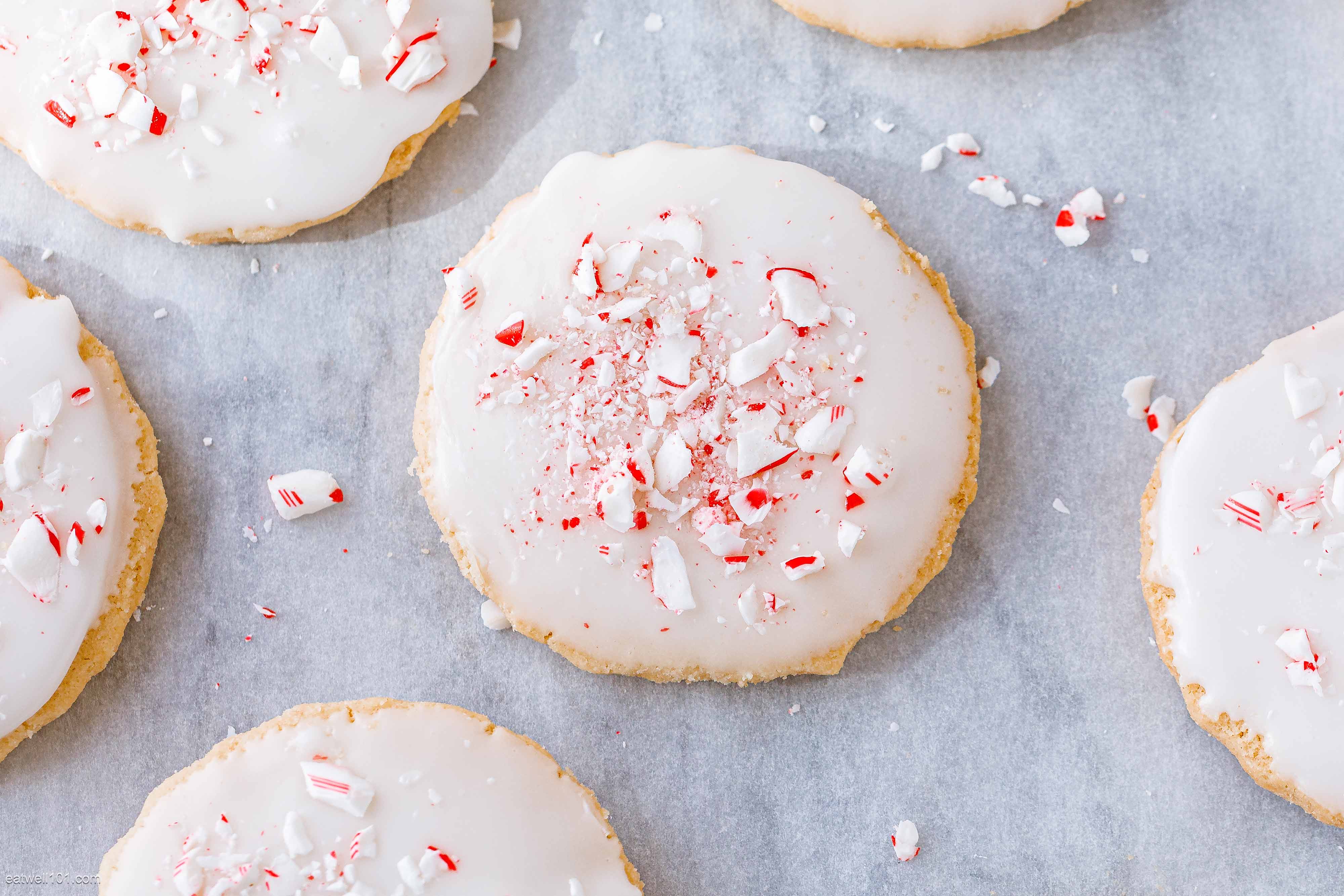 Easy Peppermint Christmas Shortbread Cookies