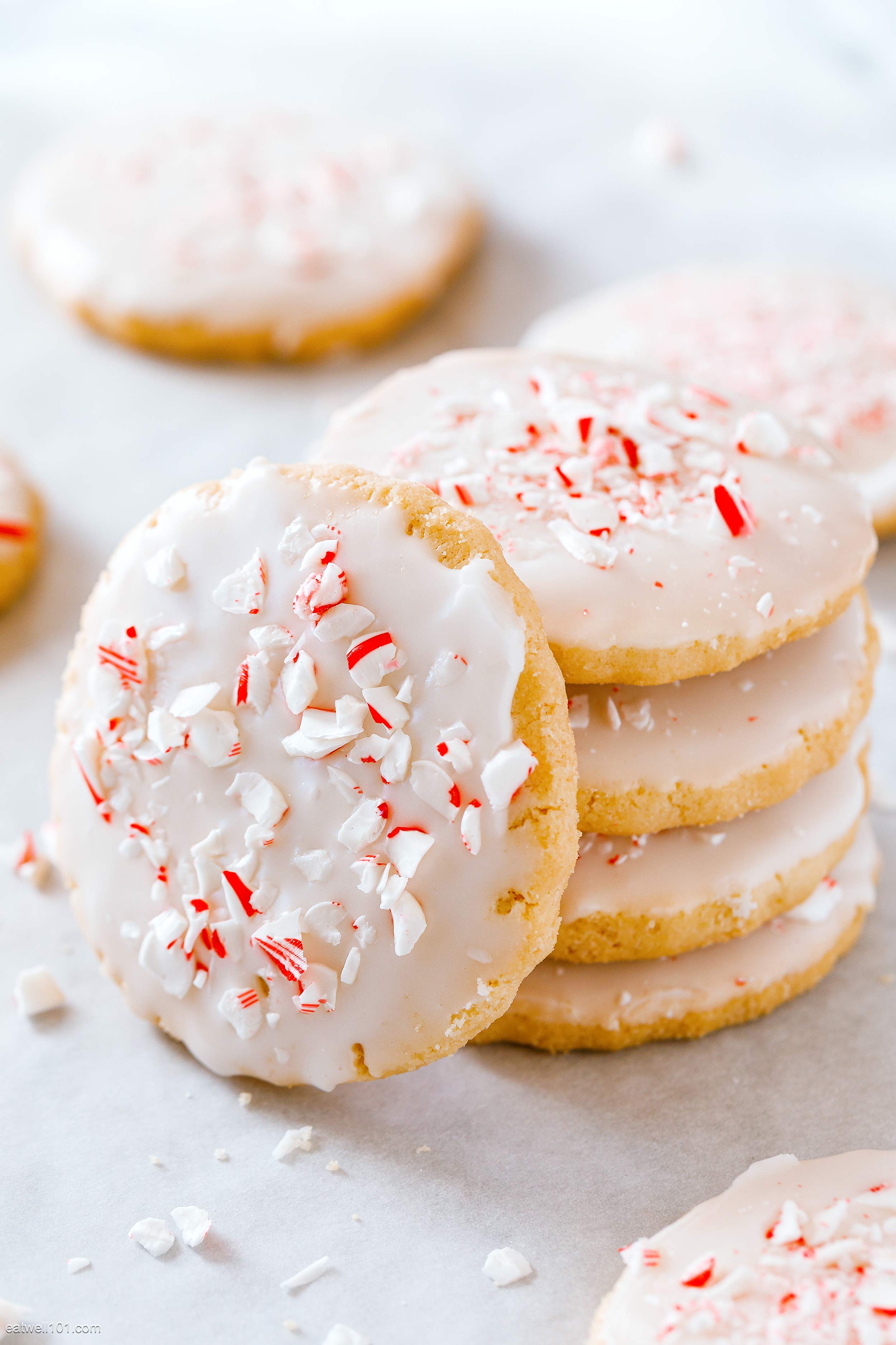 Easy Peppermint Christmas Shortbread Cookies