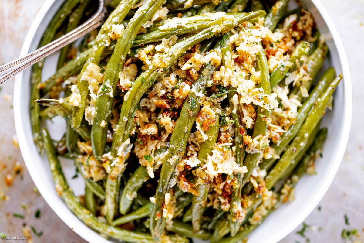 Roasted Green Beans with Garlic Parmesan