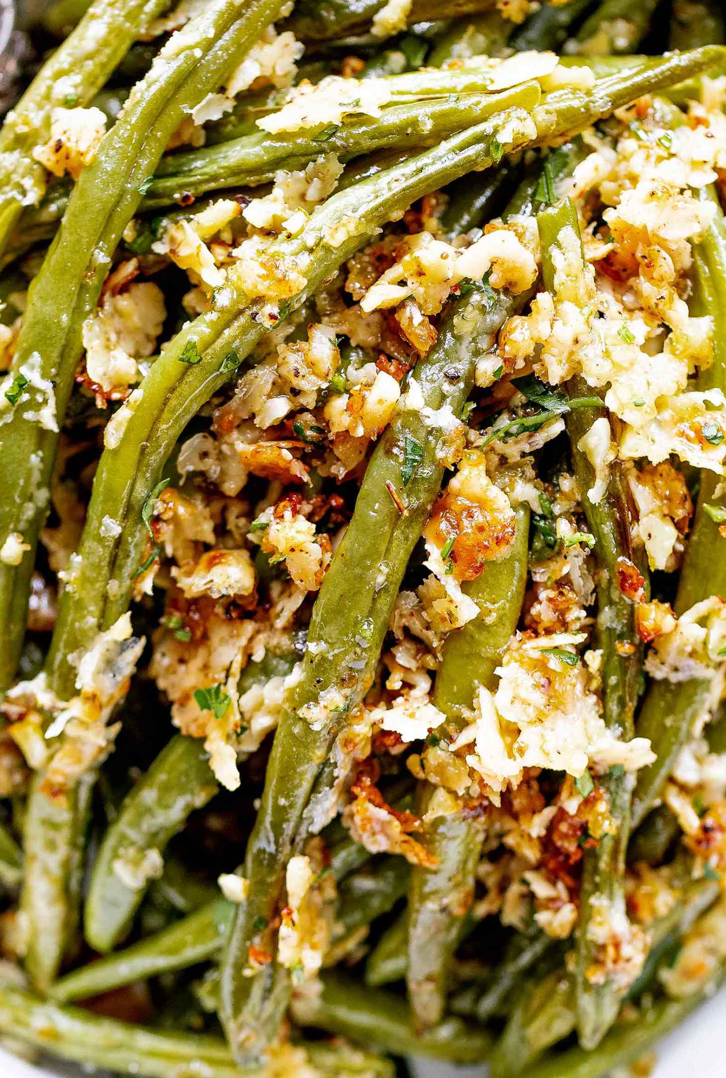 Roasted Garlic Parmesan Green Beans - #recipe by #eatwell101 - https://www.eatwell101.com/roasted-garlic-parmesan-green-beans-recipe