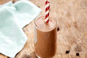 chocolate avocado almond smoothie recipe 4