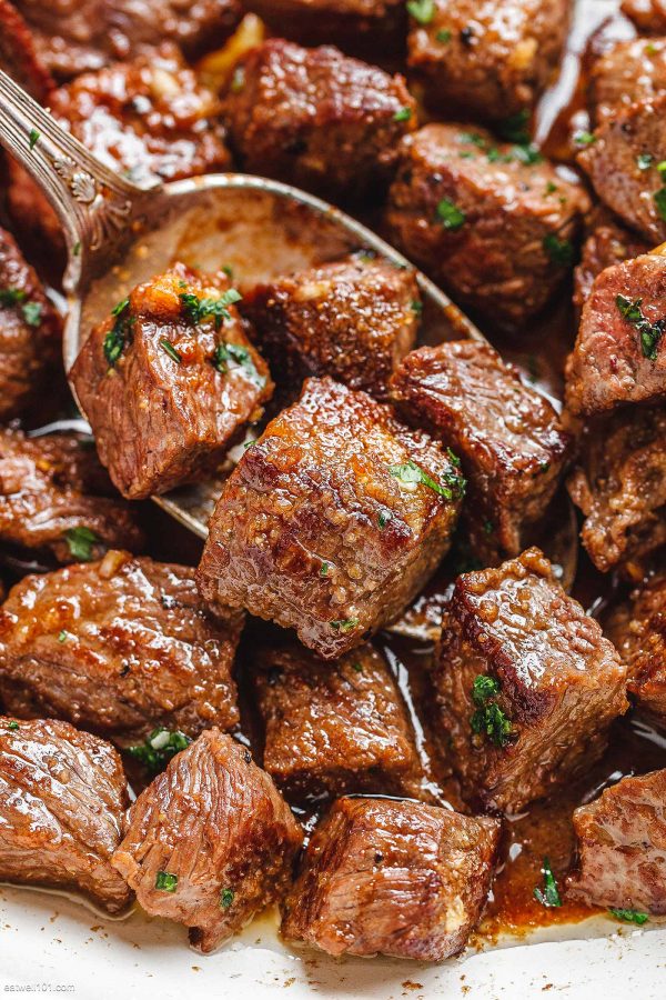 Garlic Butter Steak Bites - #recipe by #eatwell101 - https://www.eatwell101.com/garlic-butter-steak-bites-recipe