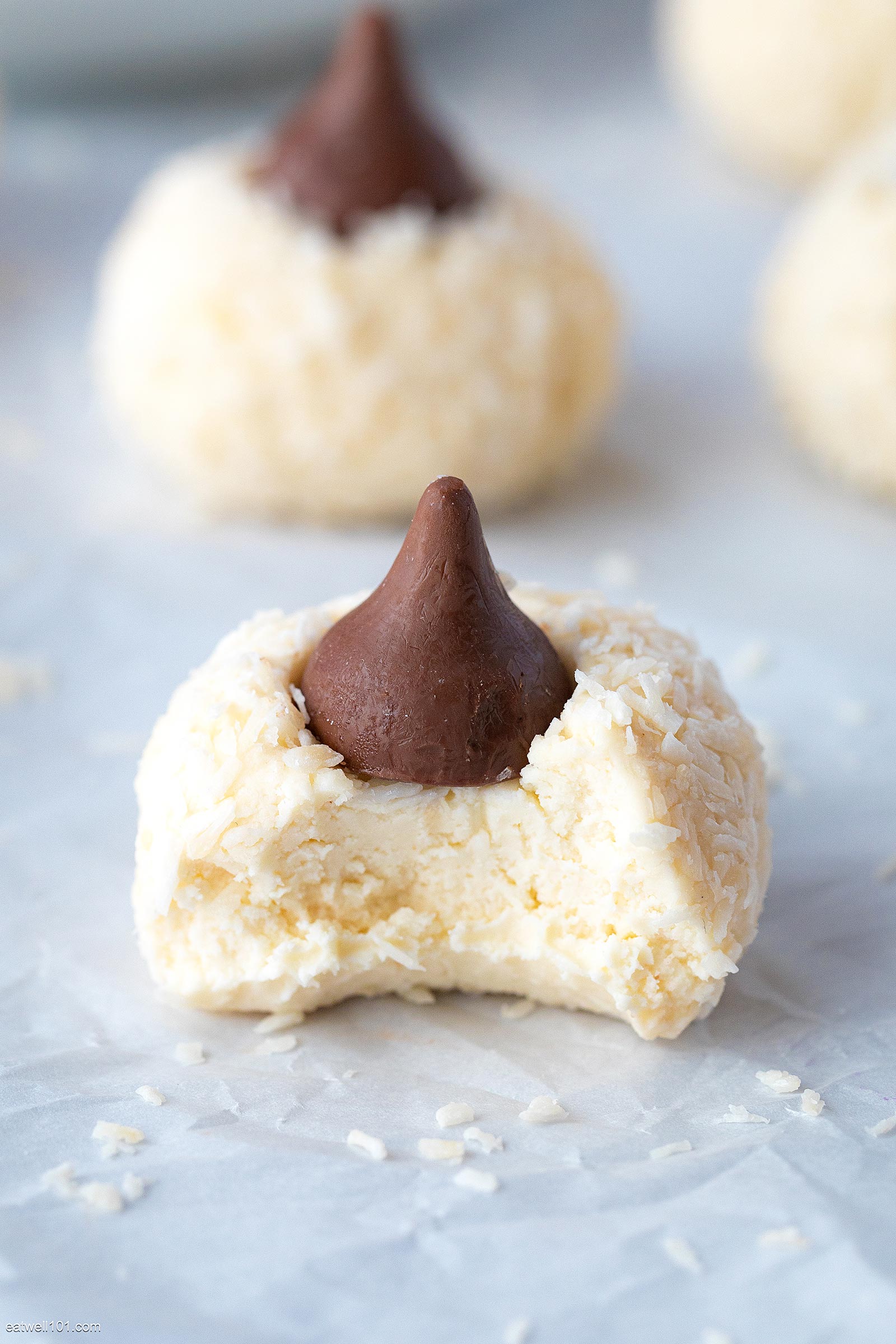Lemon Coconut Cheesecake Blossoms 4