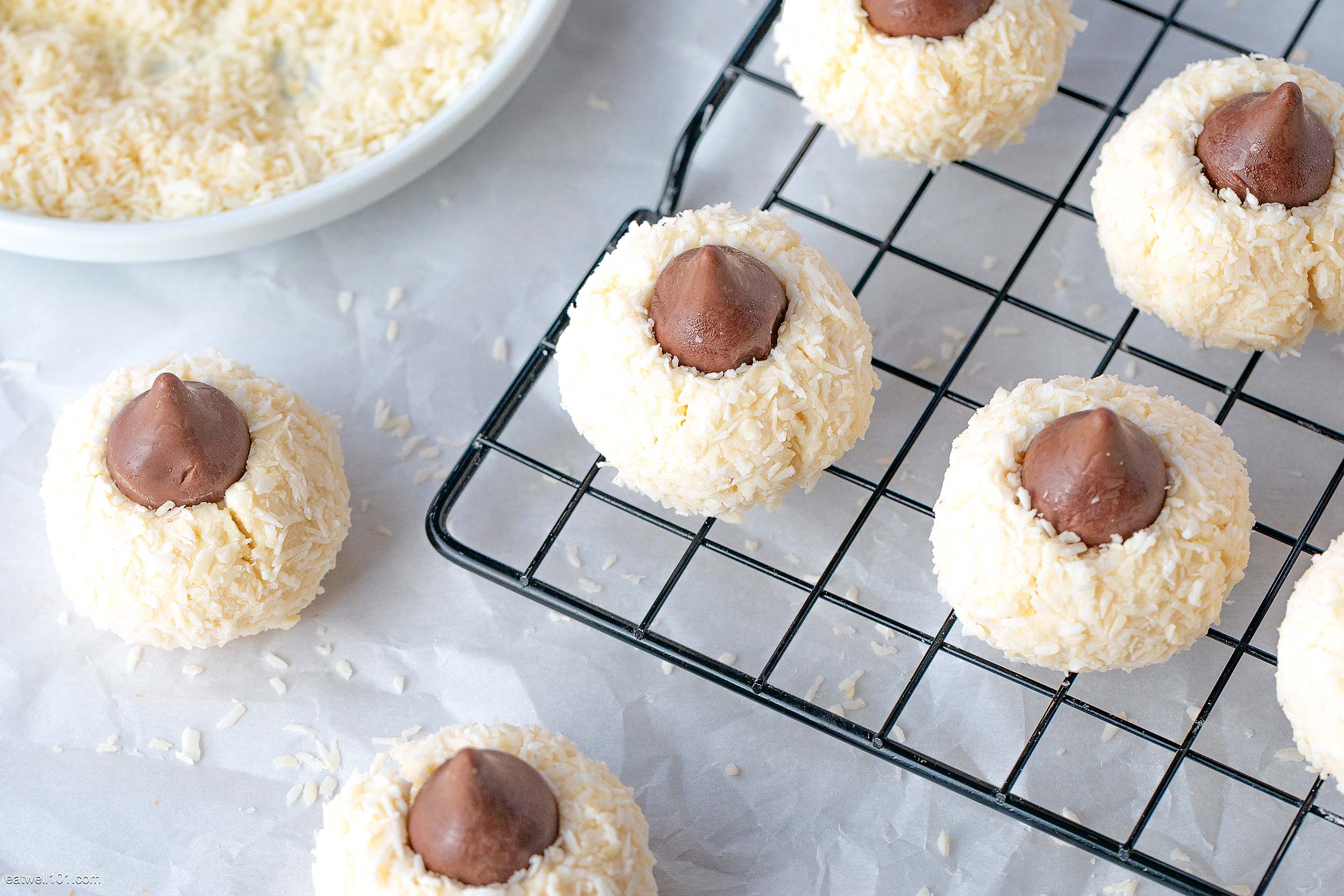 Lemon Cheesecake Blossoms {No Bake}