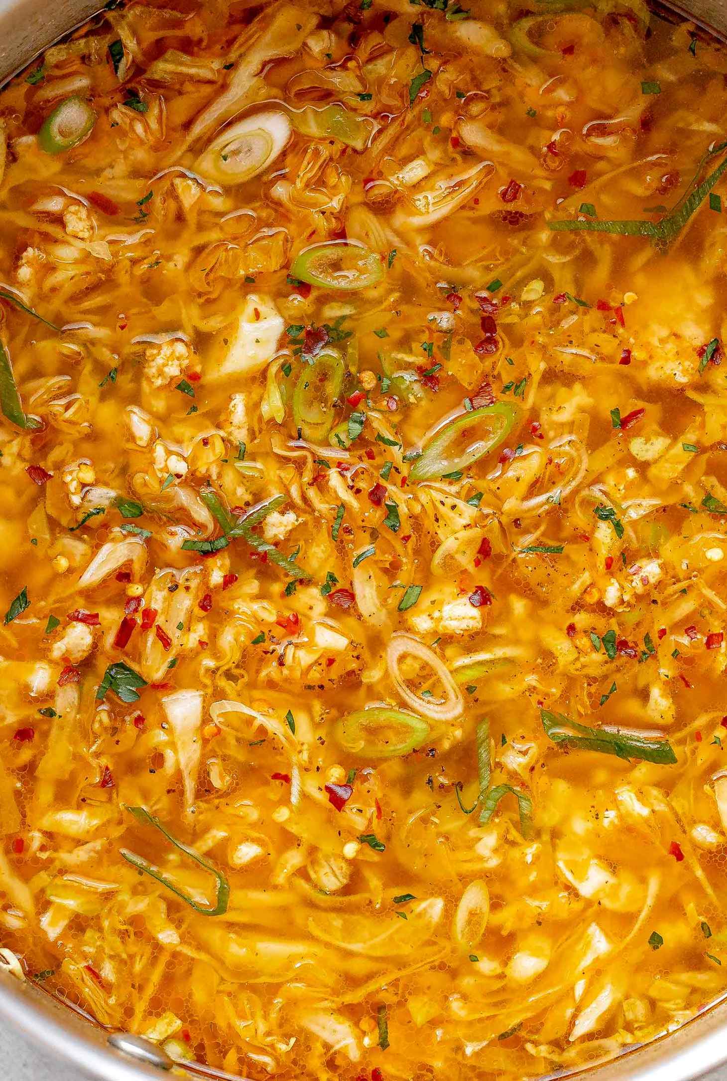 Turkey Cabbage Egg Roll Soup - #recipe by #eatwell101 - https://www.eatwell101.com/turkey-egg-roll-soup-recipe