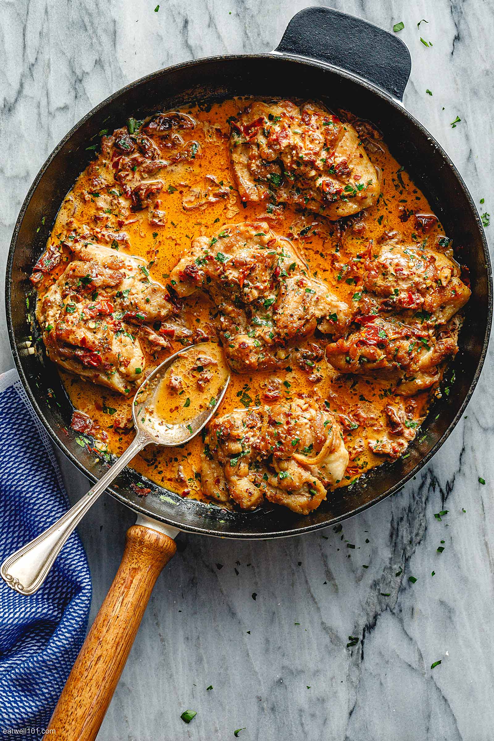 Skillet Chicken Thighs Recipe in Sundried Tomato Parmesan Cream Sauce