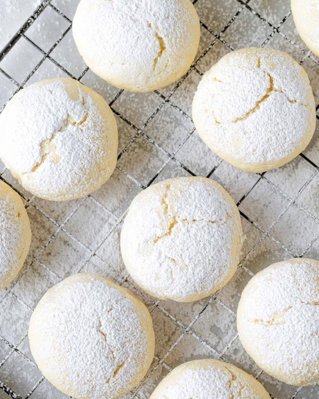 Cream Cheese Cookies - #recipe by #eatwell101 - https://www.eatwell101.com/easy-cream-cheese-cookies-recipe