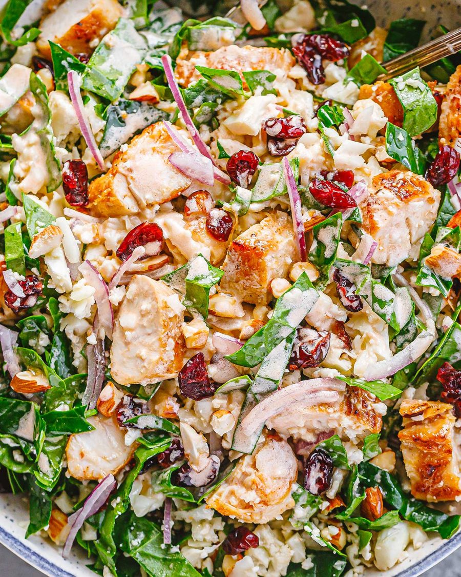 Healthy Spinach Chicken Salad with Cauliflower - #recipe by #eatwell101 - https://www.eatwell101.com/healthy-spinach-cauliflower-chicken-salad-recipe
