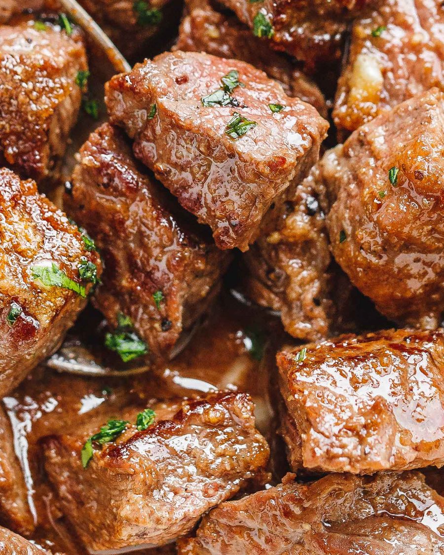Garlic Butter Steak Bites - #recipe by #eatwell101 - https://www.eatwell101.com/garlic-butter-steak-bites-recipe