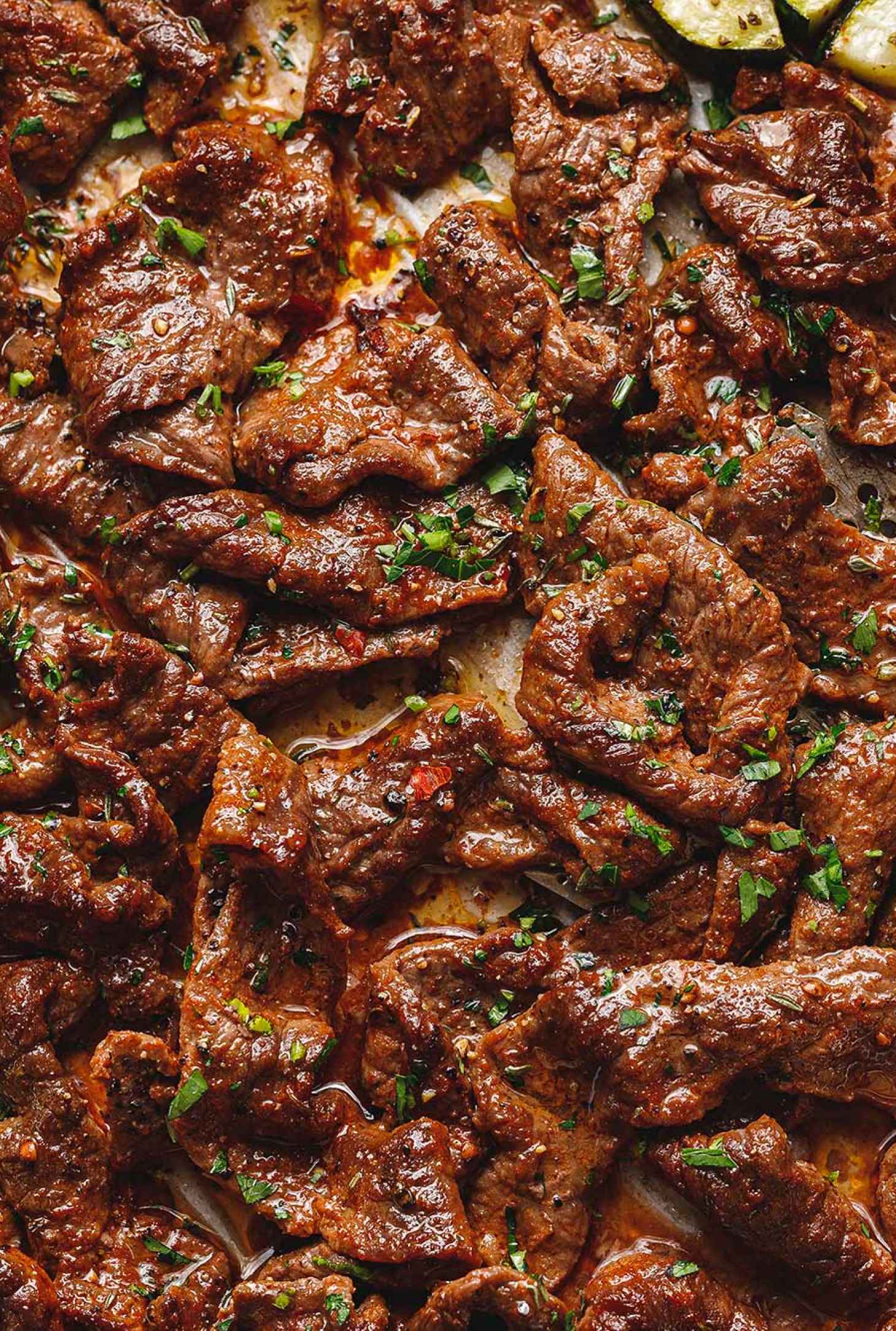 10-Minute Sheet Pan Steak with Lemon Zucchini - #recipe by #eatwell101 - https://www.eatwell101.com/sheet-pan-steak-zucchini-recipe
