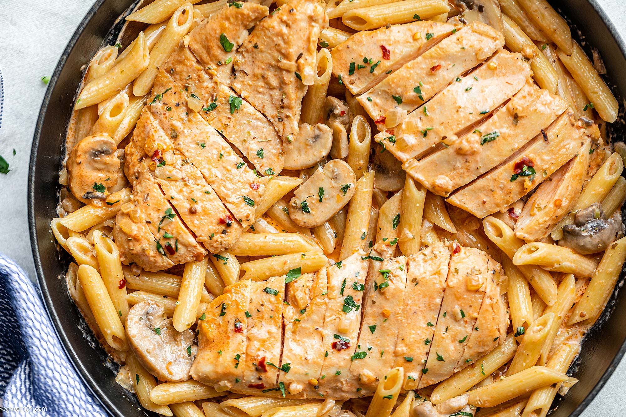 Creamy Chicken Pasta Recipe – Chicken Pasta Recipe — Eatwell101