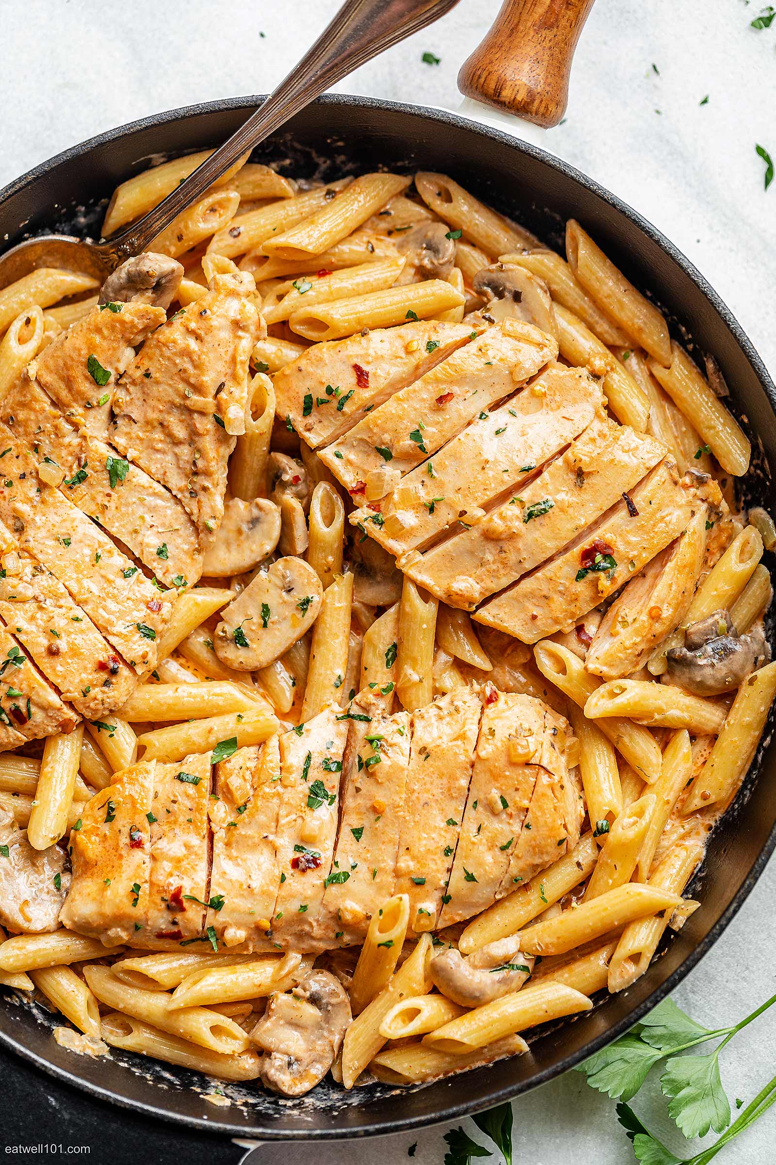 Creamy Chicken Mushroom Pasta recipe