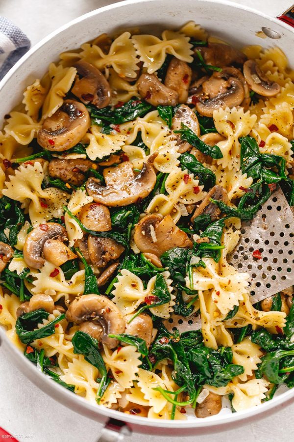Parmesan Spinach Mushroom Pasta Skillet