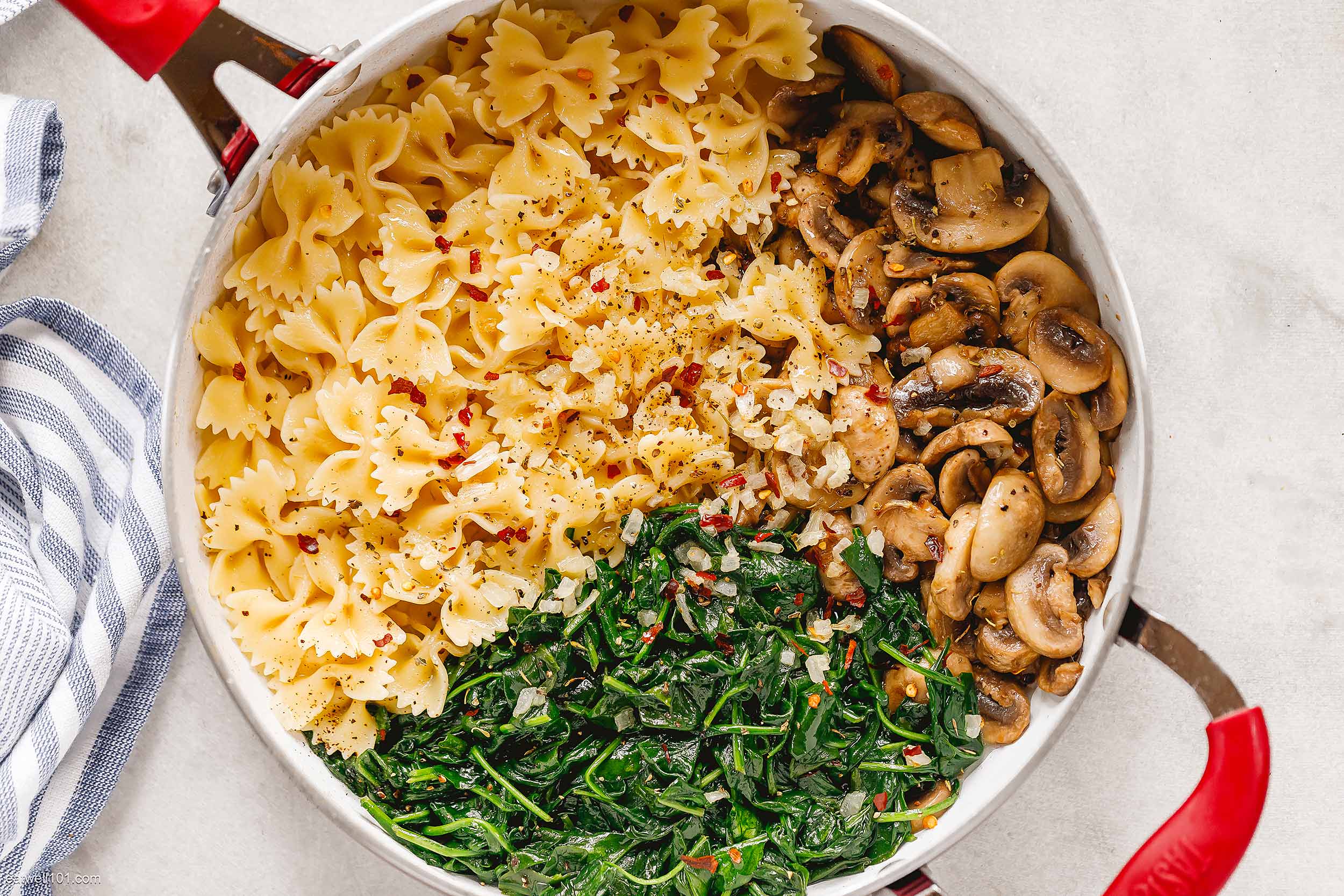 Parmesan Spinach Mushroom Pasta Skillet