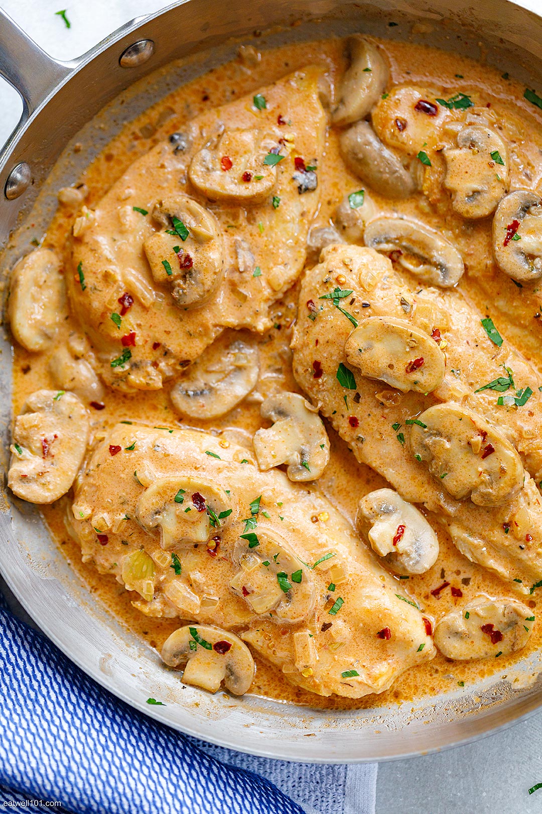 Creamy Garlic Parmesan Chicken Breasts Recipe with Mushrooms – Chicken